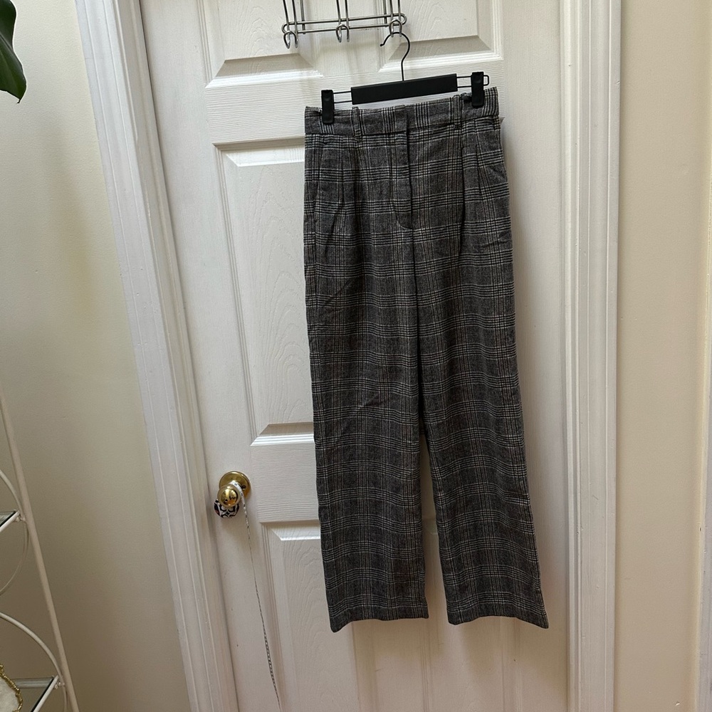 Aritzia The Effortless Pant Precision Wool Plaid Dress Pants Gray wilfred 4 - Picture 2 of 8